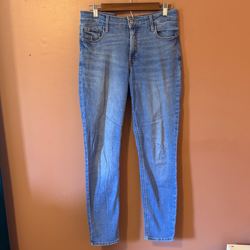 Old Navy Women's Light Blue Skinny Jeans